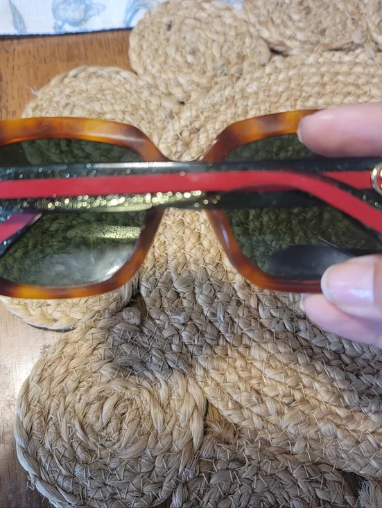 Gucci Women’s Tortoise Frame Sunglasses with Signature Stripe - Picture 11 of 11